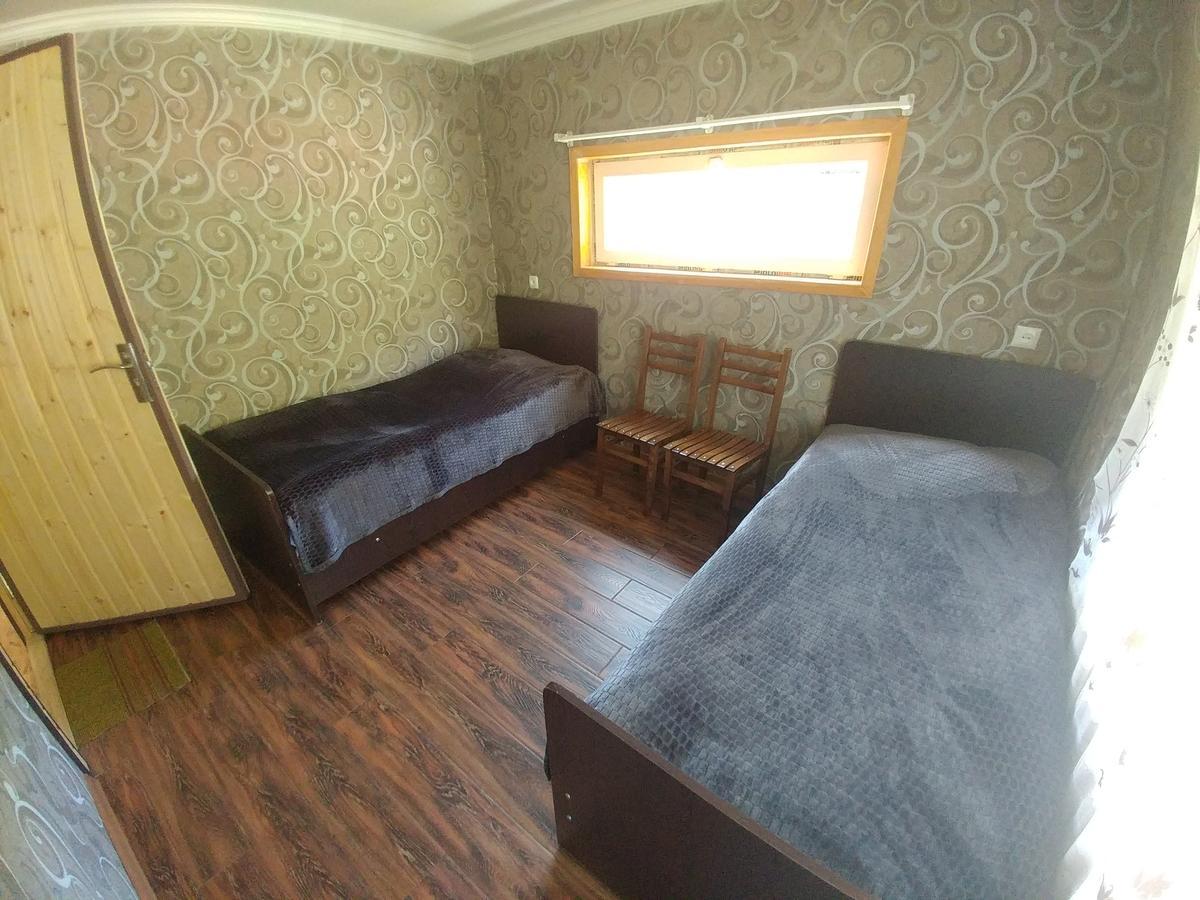 Lali'S Guest House In Джута Екстериор снимка